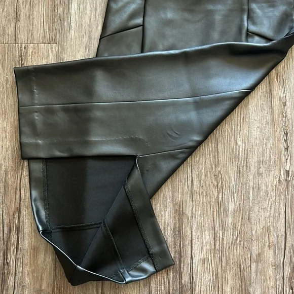 faux leather pencil skirt - Picture 8 of 8